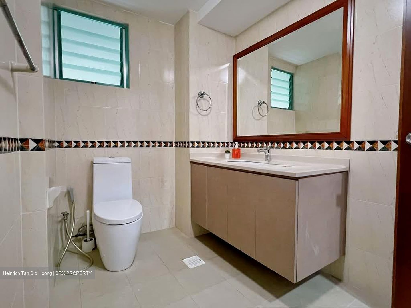 Southaven II (D21), Condominium #584976251